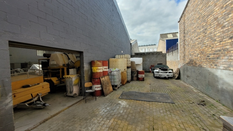 To Let commercial Property for Rent in Okavango Park Western Cape